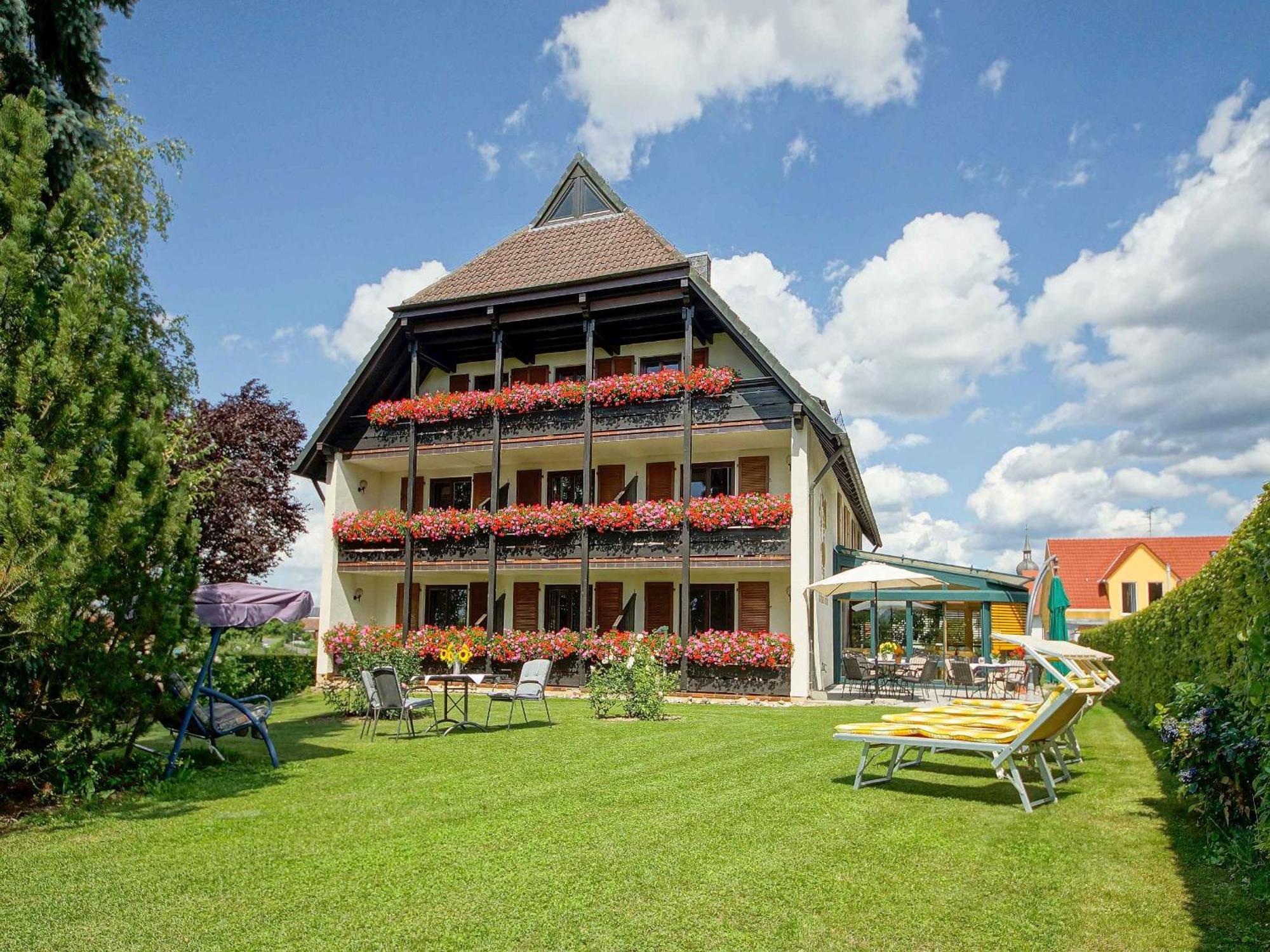Hotel Stegner Rödelsee Exteriör bild